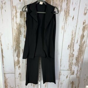 90's Studio Y Black Pantsuit. Suit Vest and Pant Set. Size 3/4. Excellent cond!